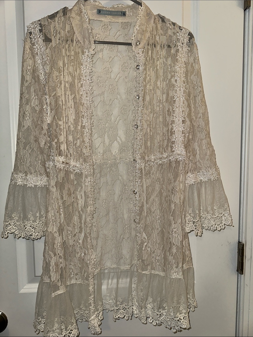 Sheer Lace Kimono Robe in Cream vintage 1 bottom loose - Picture 10 of 16
